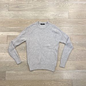 Saks Fifth Avenue crew neck 100% cashmere sweater long sleeve